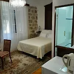 Mirella Guest house